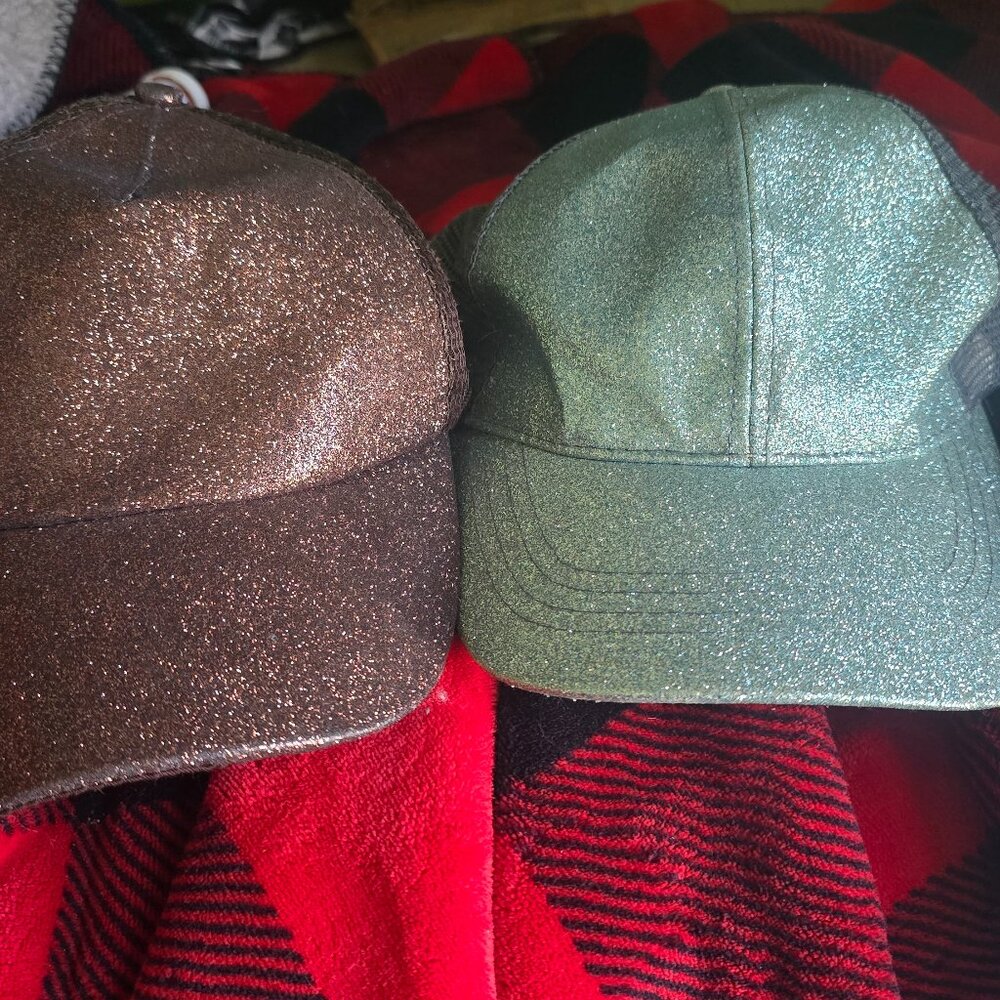 Set of 2 glitter high ponytail hat